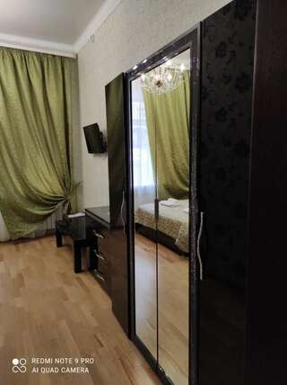 Мини-отель La Scala Narodnaya Москва Улучшенный номер с кроватью размера «king-size»-25